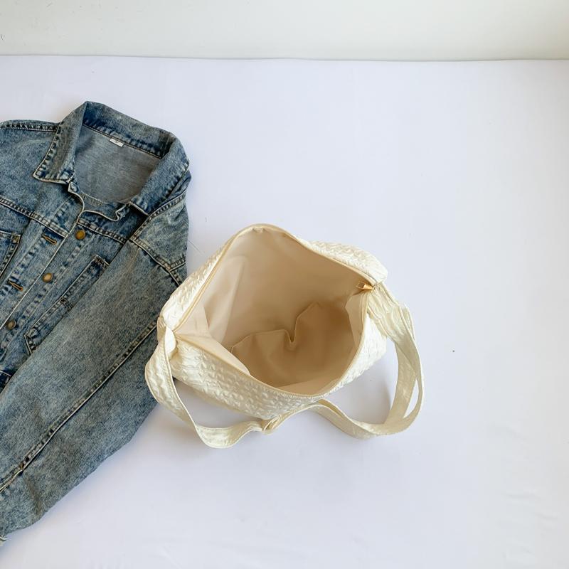 Crossbody Bag for Women with Adjustable Strap Crescent Bag Fresh Handbag Bum Bag