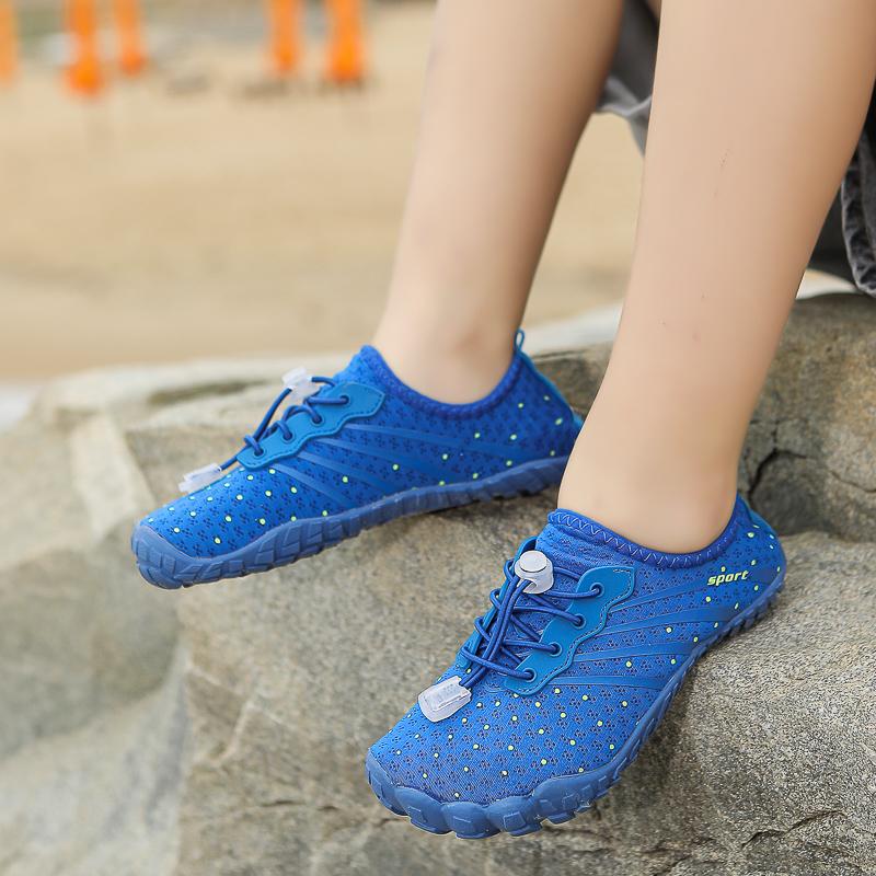Scarpe Aqua da Bambino per Nuotare a Piedi Nudi Asciugatura Rapida Scarpe da Spiaggia per Camminare e Guadare Bambini Ragazzi Ragazze Scarpe Traspiranti per Sport Acquatici