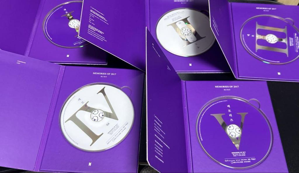 [USED] BTS MEMORIES OF 2017 Blu-ray with Japanese Subtitles