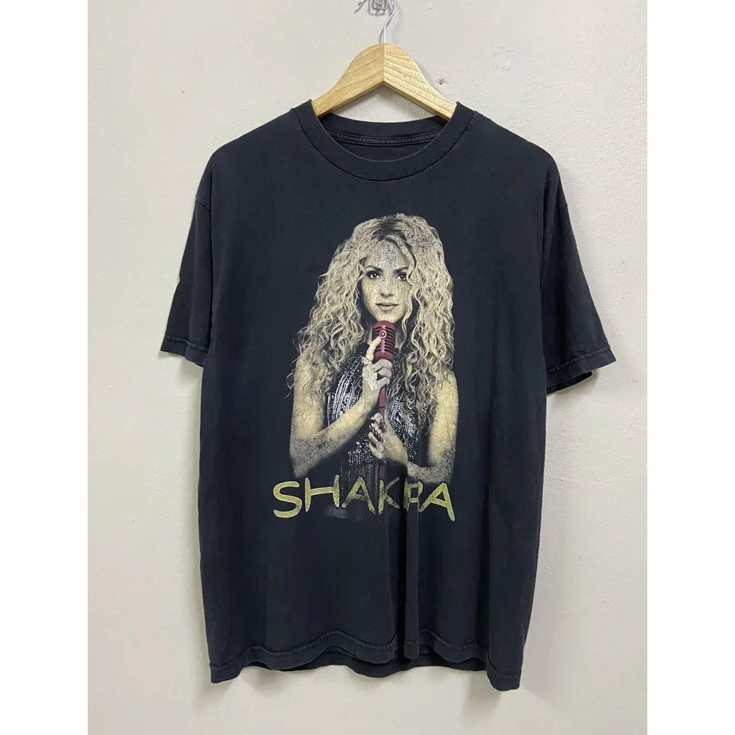 Vintage Shakira El Dorado Tour 2018 Shirt Unisex Concert S to 3XL Unisex T-Shirt M