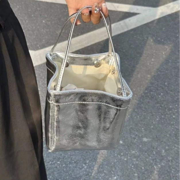 In Stock Hot Trendy Fashion Multi-purpose Casual Korean Style Small Square Bag Bucket Bag Niche Simple Underarm Handbag