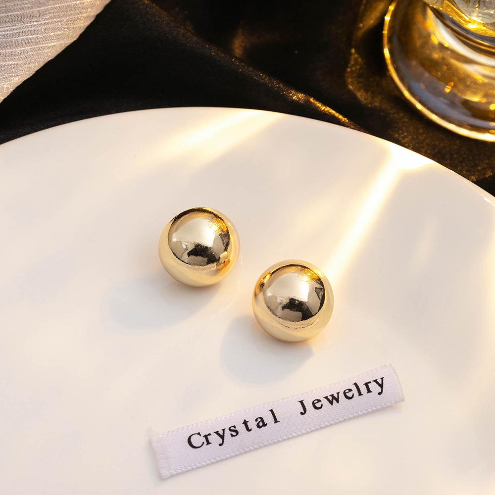 Simple Geometric Round Ear Clips, Minimalist Irregular Hollow Circle Ear Clips, No Ear Piercings, Earrings For Women