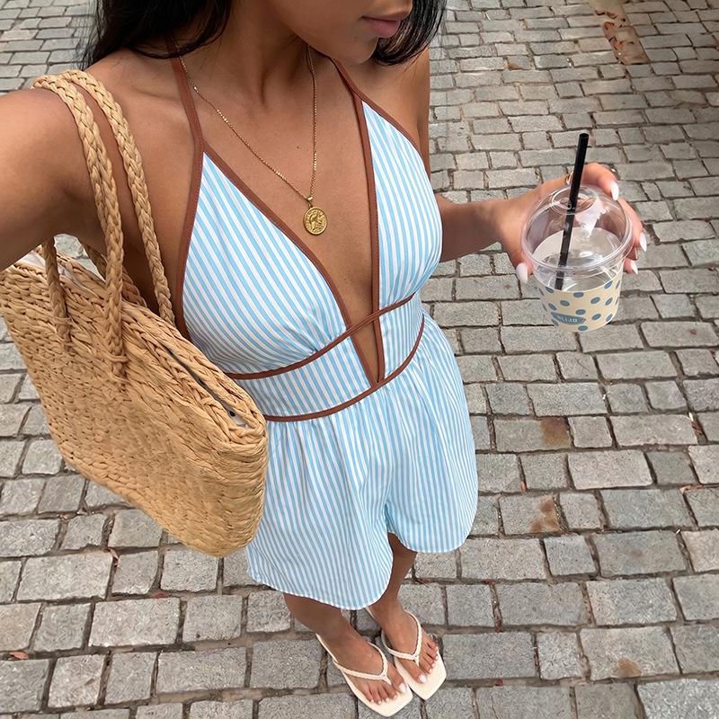 Sommer Neuer Stil Frisch Strandmode Jumpsuit mit gestreiftem Ausschnitt und taillierter Taille Jumpsuit Kurze Hose