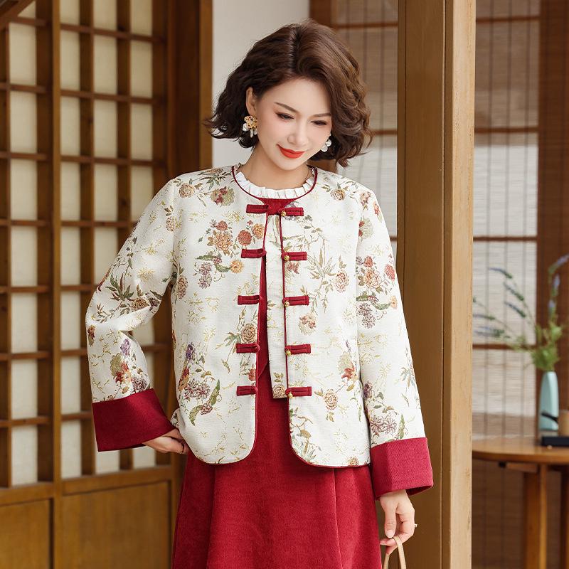 

2026 Elegant Tang Suit: Chinese Embroidered Spring & Autumn Outerwear for Middle-Aged and Elderly Women 2XL (105-120 lbs) красный