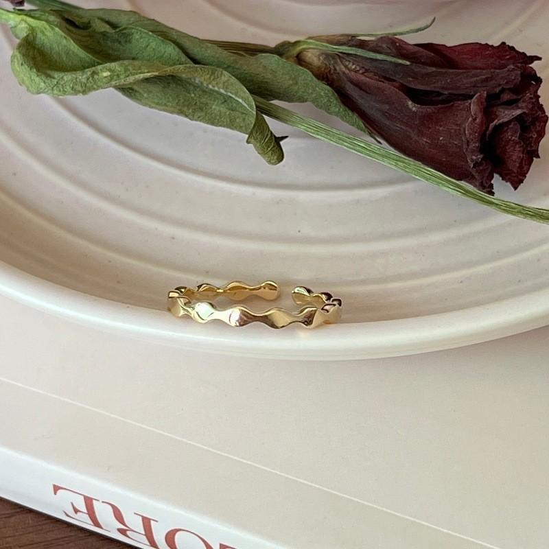 High-end Geometric Copper Ring With Sparkling Pink Diamond And Unique Butterfly Design For Women