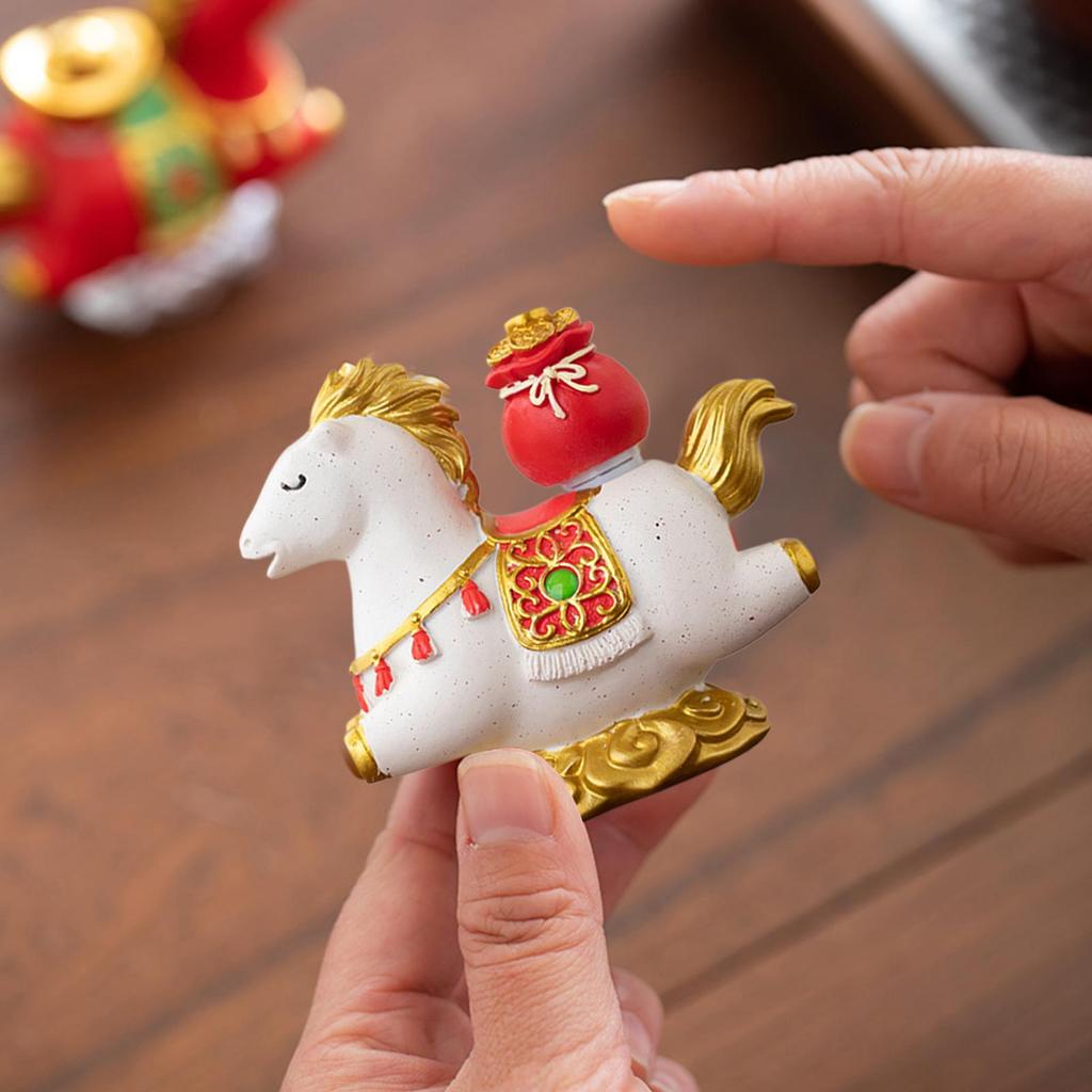 Chinese Horse Figurine Resin Spring Festival Holiday Souvenir Chinese New Year 2026 Horse Figurine For Home Office Bedroom