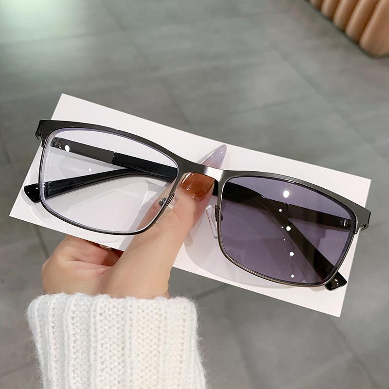 

Men S Business Pc Color-Changing Glasses Square Steel Leather Myopia Glasses Anti-Blue Light Full Frame Glasses Frame Light-Changing Glasses Anti-blue light