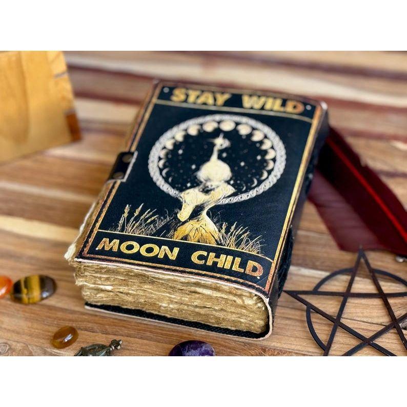 Slunce a měsíc Ručně vyráběný kožený deník Papír s ručním okrajem, Prázdná kniha kouzel stínů grimoár deník, dárek pro něj cestovní kniha