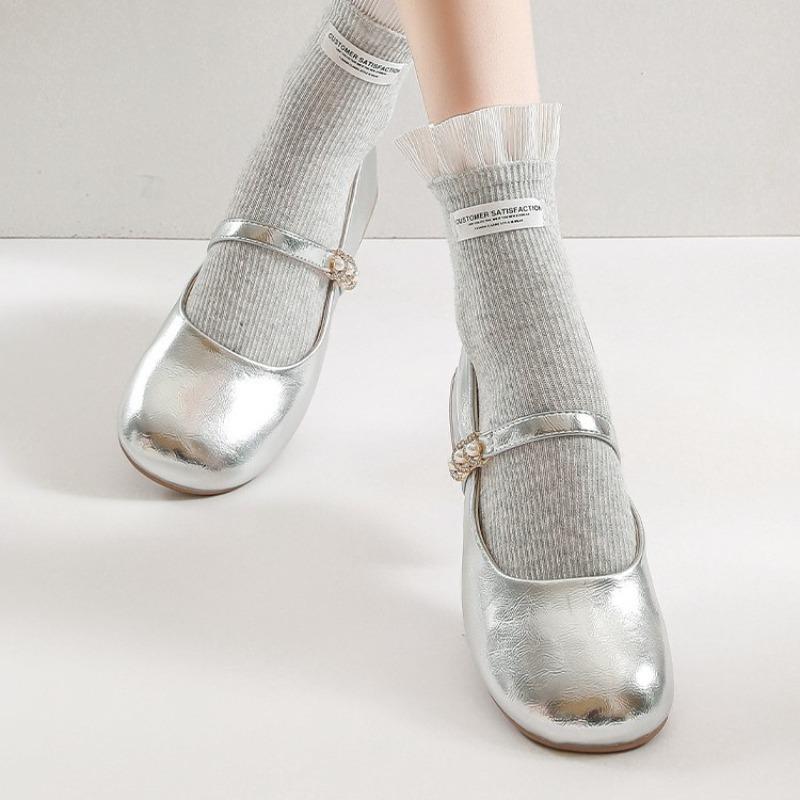 

Female Summer Thin Ear Edge Non Bone Anti Pilling Lace In The Tube Stack Socks 1 pair