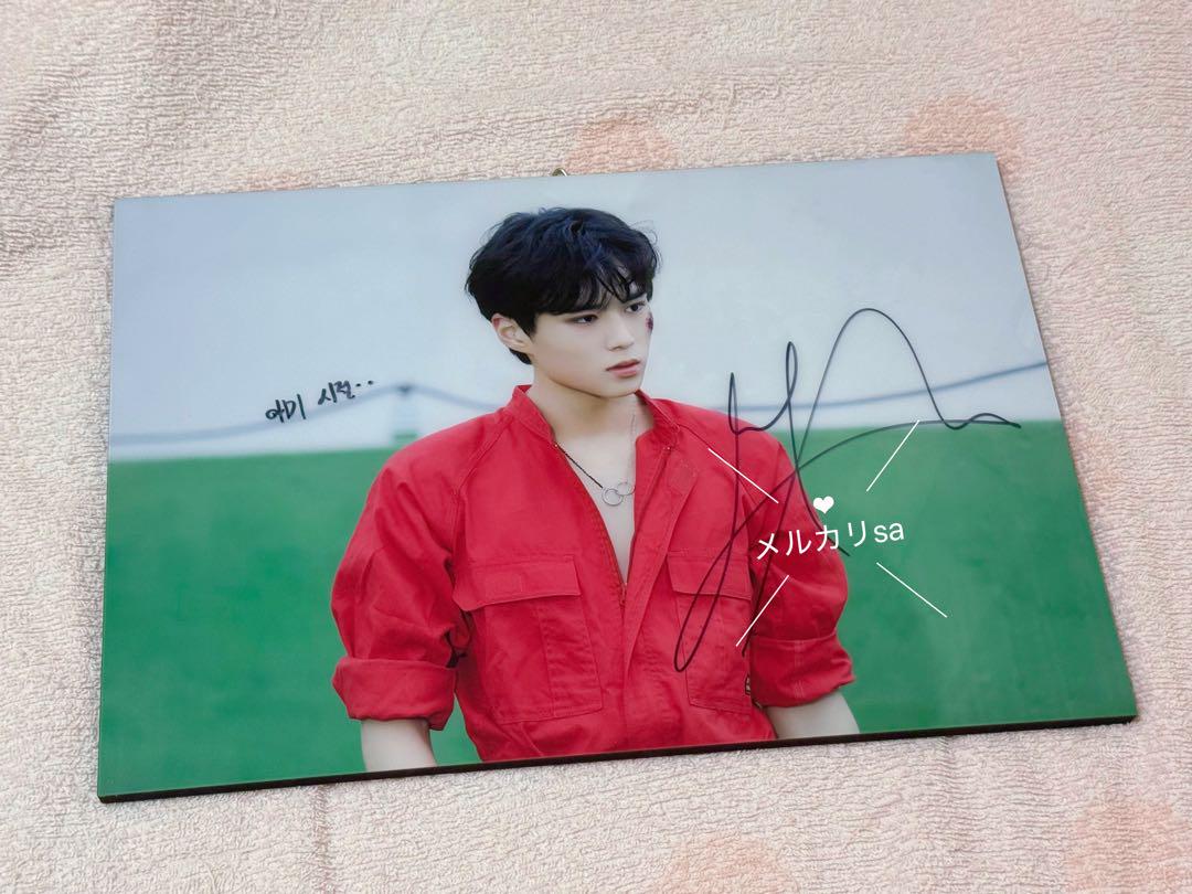 

[USED] WEi Junseo autographed acrylic panel