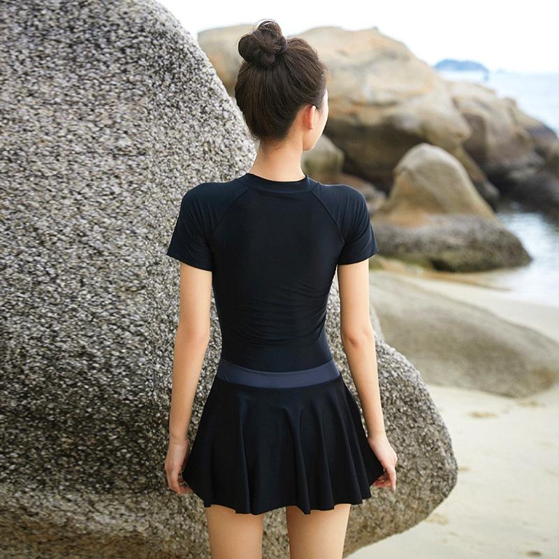 2024 Trending Women's One-Piece Skirt Swimsuit: Color-Contrast, Slimming, Belly-Covering, Conservative, Student Style, Sun-Protective