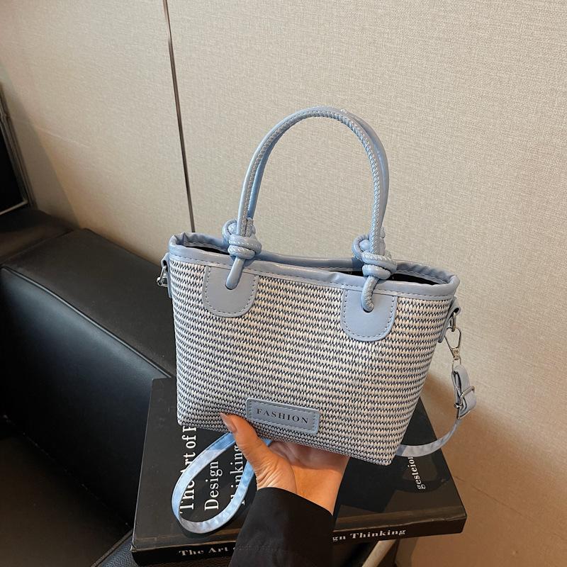 

Summer pink portable bucket bag women s 2025 new fashion vegetable basket bag foreign style commuter shoulder crossbody синий