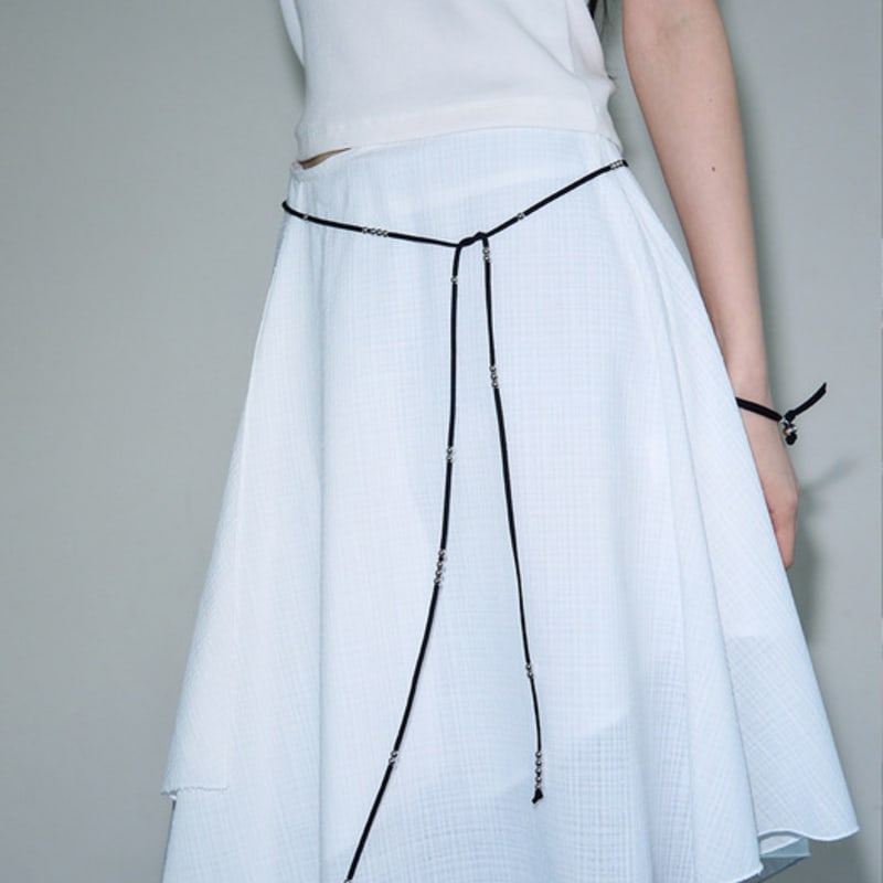 SIS Eine mehrlagige Wildleder-Halskette [schwarz]