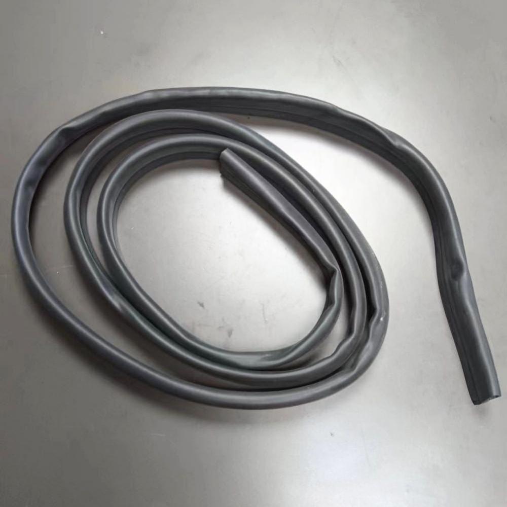 Cover sealing strip for Mercedes-Benz 1668870198