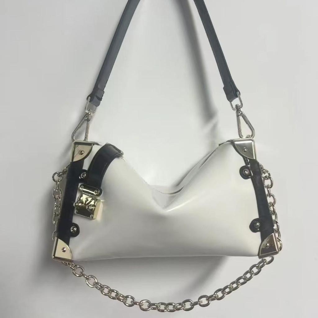 2024 High-End Square Soft Leather Pillow Bag: Single Shoulder Underarm Messenger Bag for Women