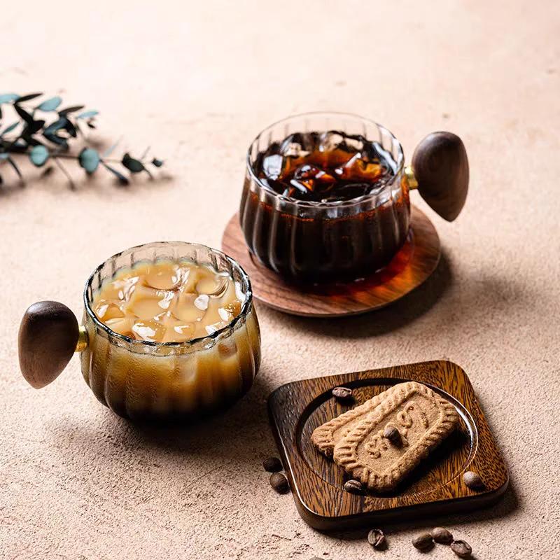 250ml striped heat-resistant borosilicate glass wooden handle iced American latte cup, breakfast milk tea cup