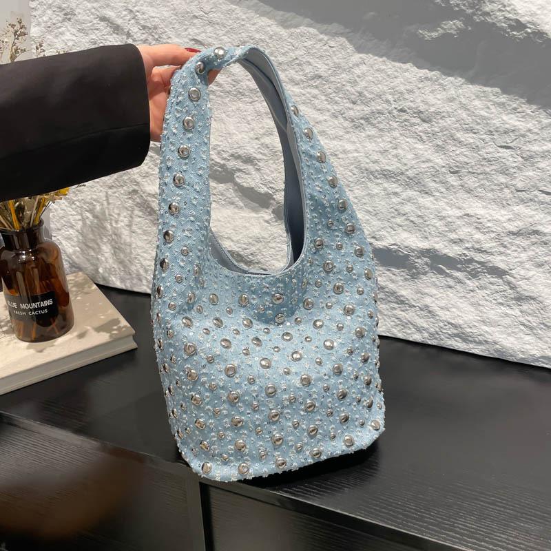 

Summer denim bag 2025 new Korean version fashion rivet shoulder bag women s casual hand bucket bag tide світло-синій колір