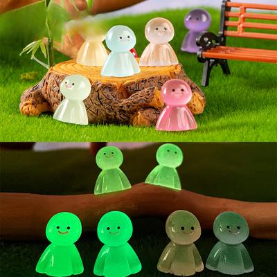 Micro Landscape Decoration Colorful Cartoon Rainy Day Doll Glow-in-the-dark Resin Decoration Office Desktop Car Accessories