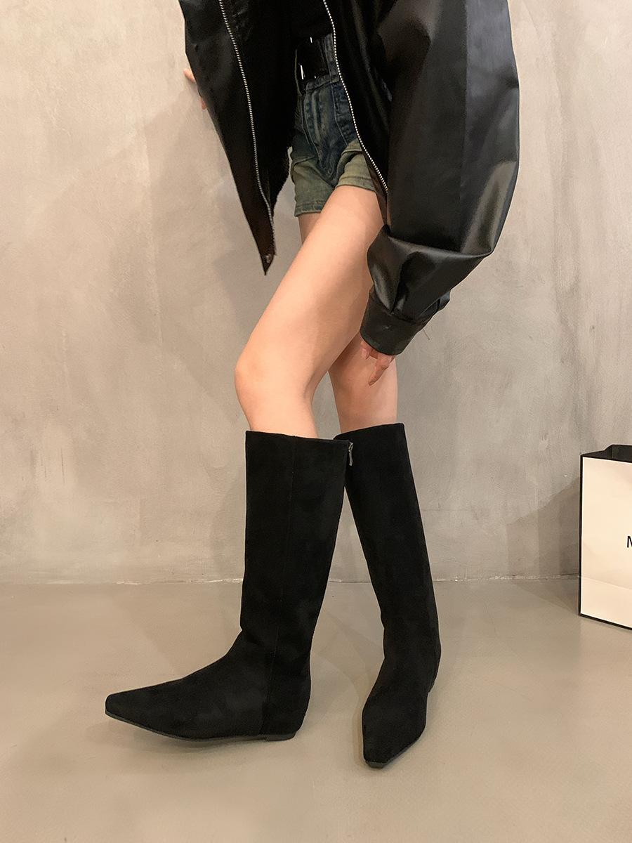 

Внутренние увеличивающие рост ретро хаки облегающие ботильоны полусапоги женская обувь 2025 новая осень и зима длинные сапоги-трубы рыцарские сапоги 41