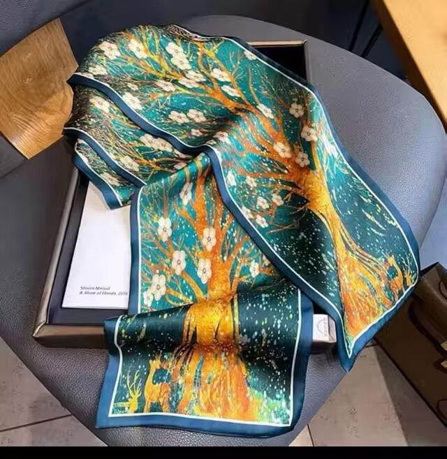 Luxury Design Silk Skinny Scarf For Women Fashion Hair Bands Neckerchief Soft Satin Lady Hands Bag Ribbon Neck Tie Scarf Female