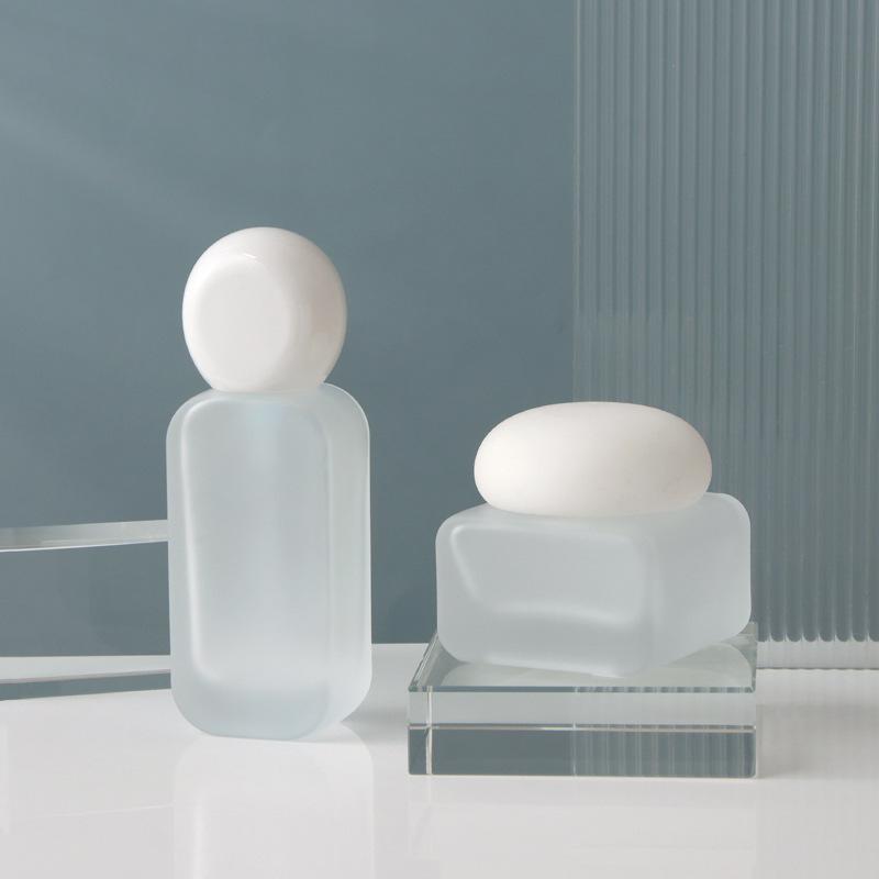 50ml Frosted Glass Refillable Skincare Bottle for Lotion/Essence