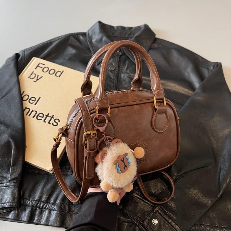 Niche Retro Large-capacity Bag Women's New Fashion Shoulder Messenger Bag Premium Texture Handbag