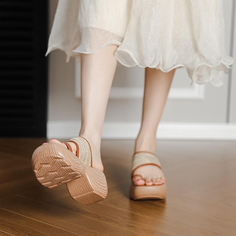 Holiday style straw soft-soled toe cold slippers summer new thick-soled muffin shoes small waterproof table half slippers