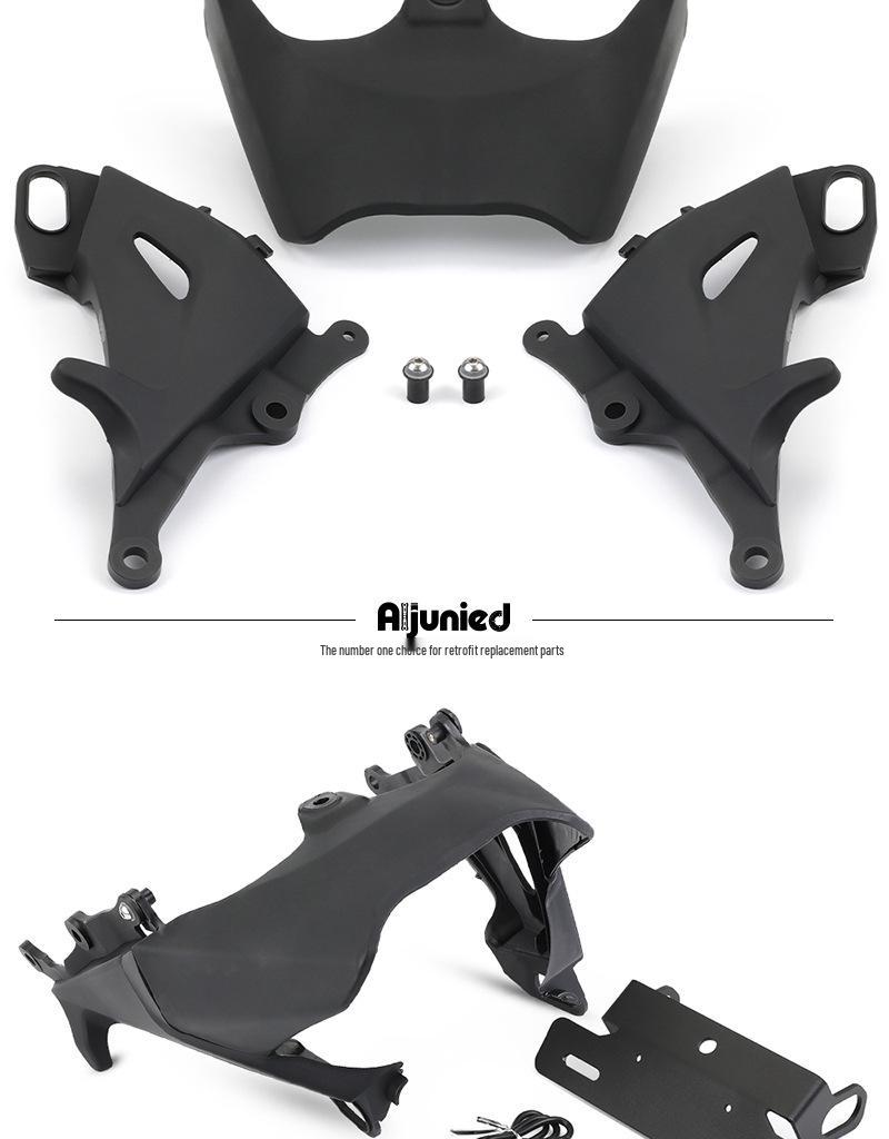 Honda CBR1000RR Tail Tidy with Black Turn Signals - Modified Short Tail License Plate Holder & Fender Accessories