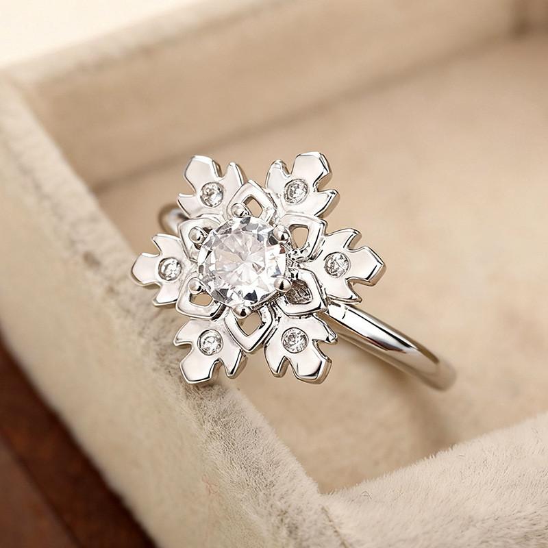 CopperSnowflake Ring Shiny AAA Zircon Winter Wedding Jewelry Gift for Women Snow Flower Party Accessory