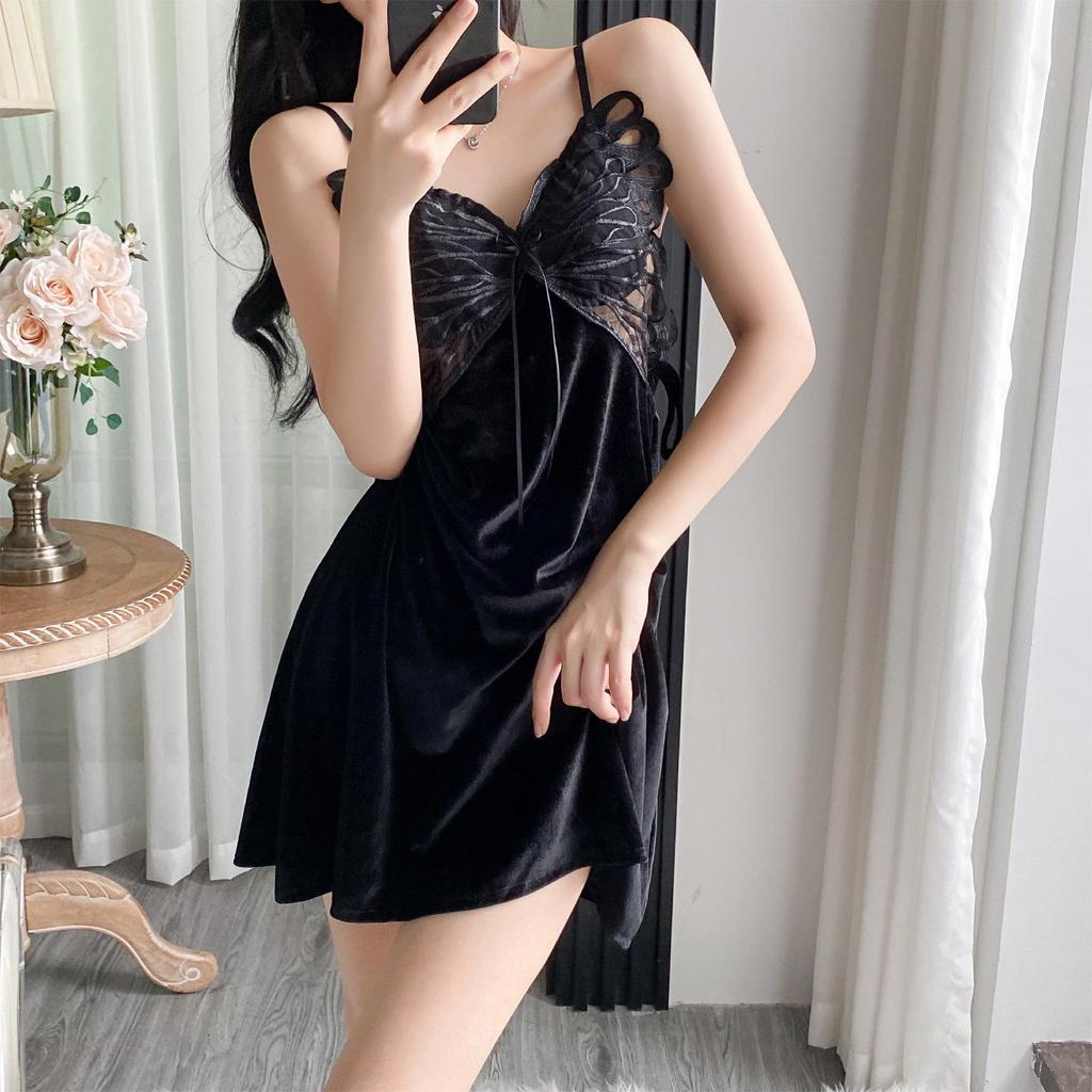 Women's Gold Velvet Butterfly Lace Pajama Set – Camisole and Beautiful Back Sleepwear with Chest Pads for Autumn/Winter.