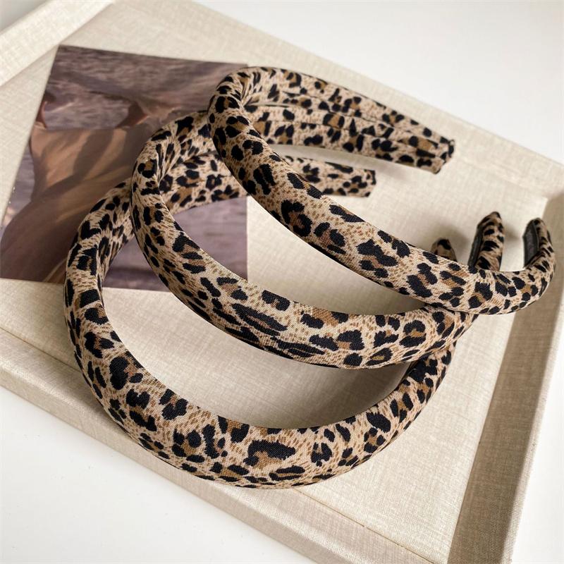 3 Stück/Packung 1,5/2/3CM Schicke Damen- und Mädchen-Haarbänder mit Leopardenmuster Damen Schwamm-Haarbänder Gesichtswasch-Kopfschmuck