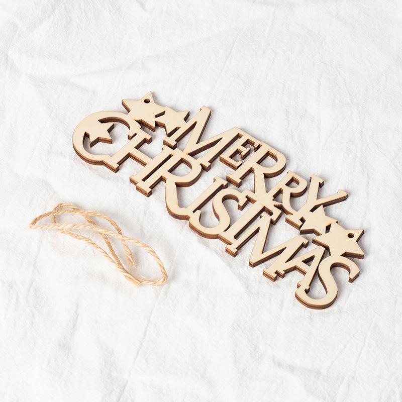 Dřevěné závěsné ozdoby Veselé Vánoce - Přívěsky na stromek a vánoční štítky s písmeny