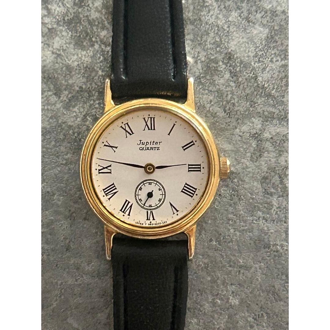 Used Working item Orient Jupiter H83502-00 White/Gold Good Condition