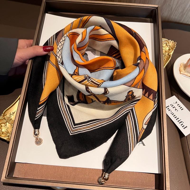 Magnetic buckle soft small square scarf silk scarf women's spring and autumn thin versatile neck protector scarf triangular scarf winter warm scarf