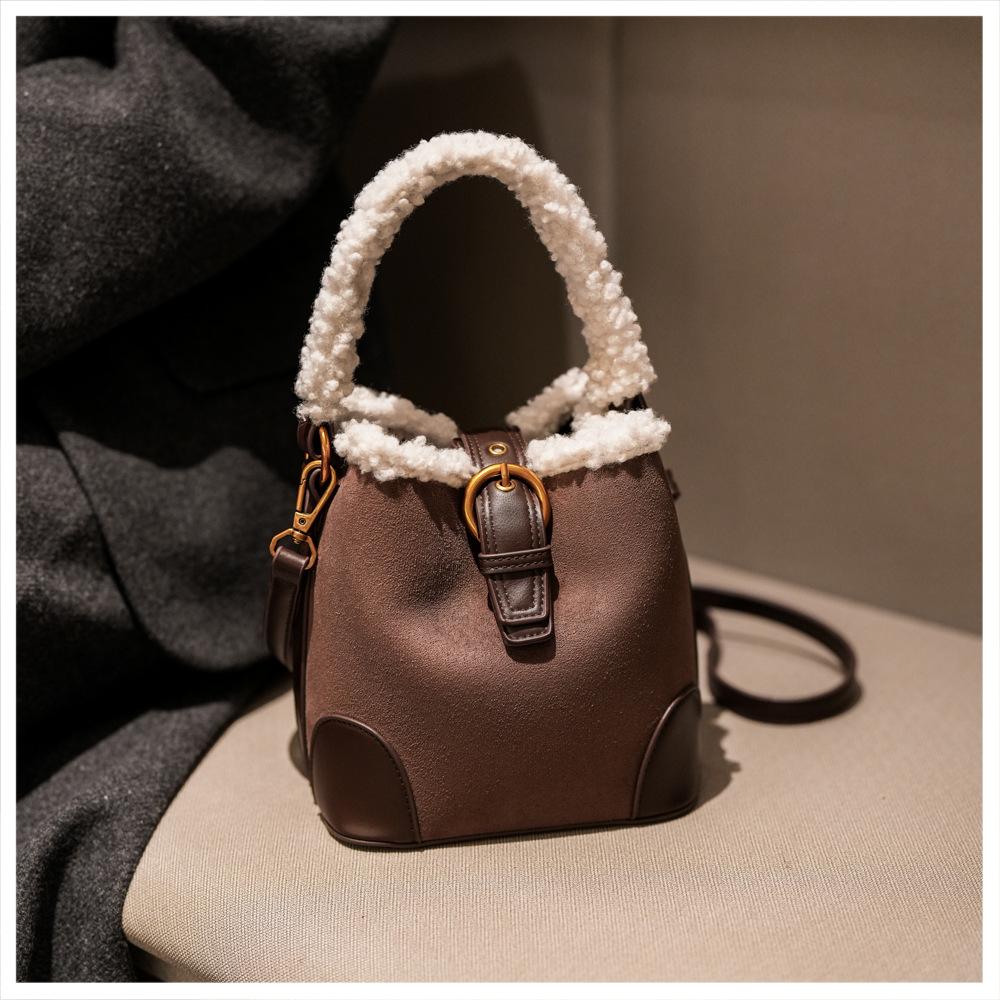 Light Luxury Fashion Women's Shoulder Bags High Quality PU Bag Body Plush Handle Ladies Messenger Bag Casual Retro Female Bucket Bag Mother's Day Gift