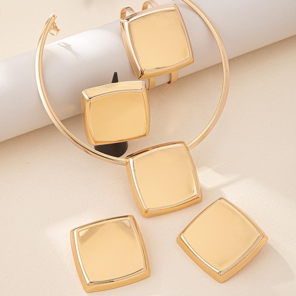 Modeschmuck für Damen-Set