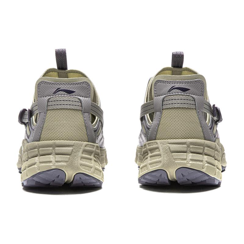 Li Ning Outdoor CF Tracing, Wild Nature Slip Resistant, Abrasion Resistant, Reflective, Rebound Low Top AGHW001-1