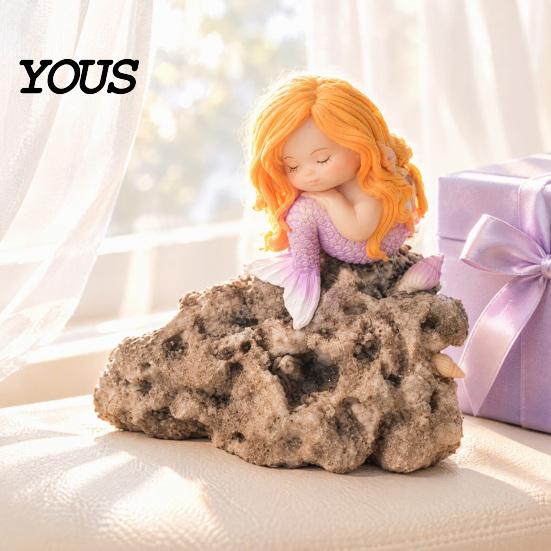 Small Ornaments for Office Desk Sleeping Mermaid Figurine, Resin Cute Statue, Mini Ornament Desktop, Decorative Statues Birthday Car Interior,
