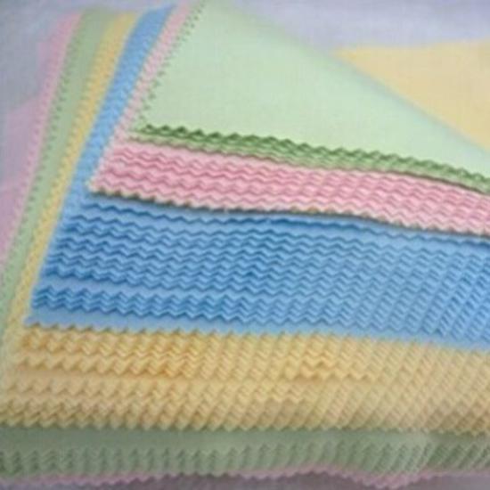 

Microfiber Lens Cleaning Cloth - Absorbent, Soft, and Effective for Glasses. 12.5*12.5 - For Drop Shipping/Retail Only