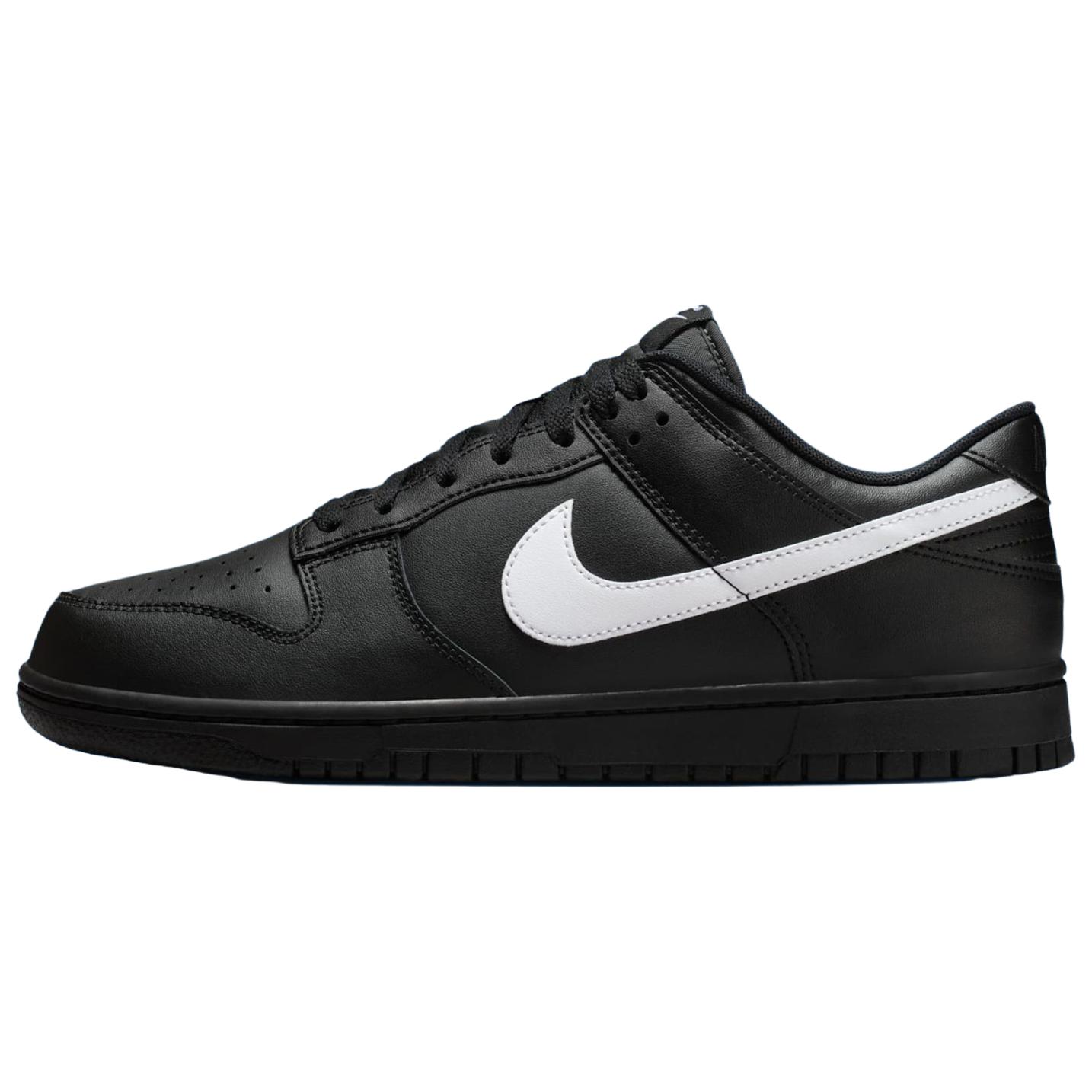 

Кроссовки унисекс Nike Dunk Low Black White Swoosh IO7606-010 40