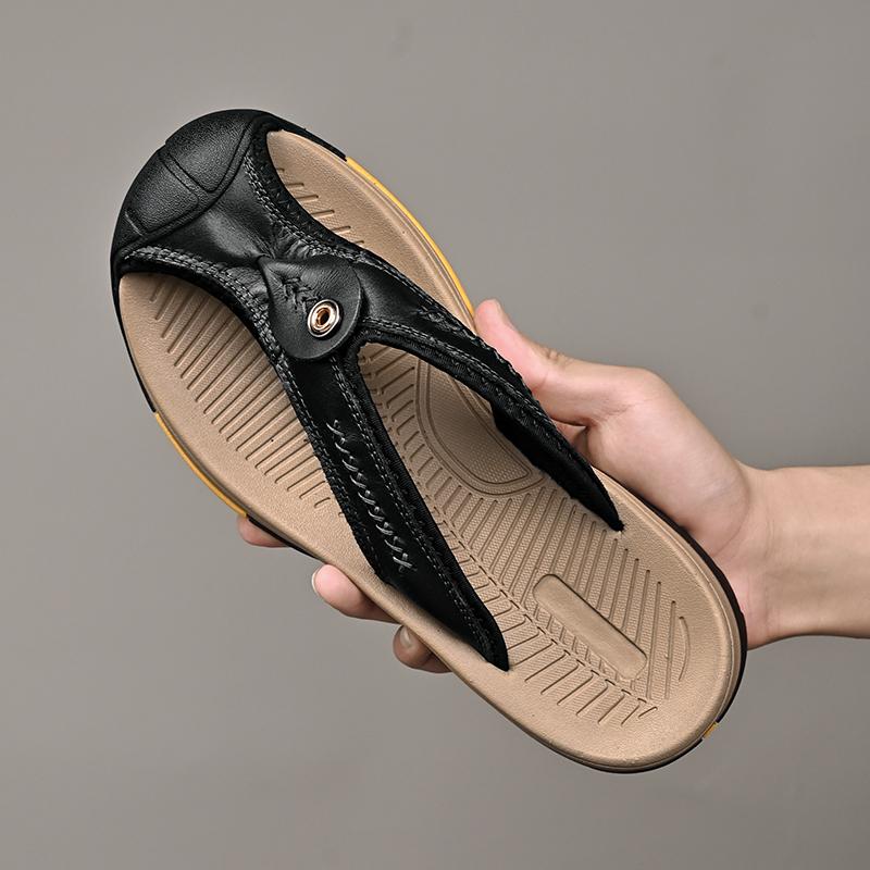 

Fashion Handmade Mens Slippers Hot Sale Leather Sandals Outdoor Beach Shoes Men s Breathable Walking Shoes Summer Flats Male Flip Flops 46 чёрный