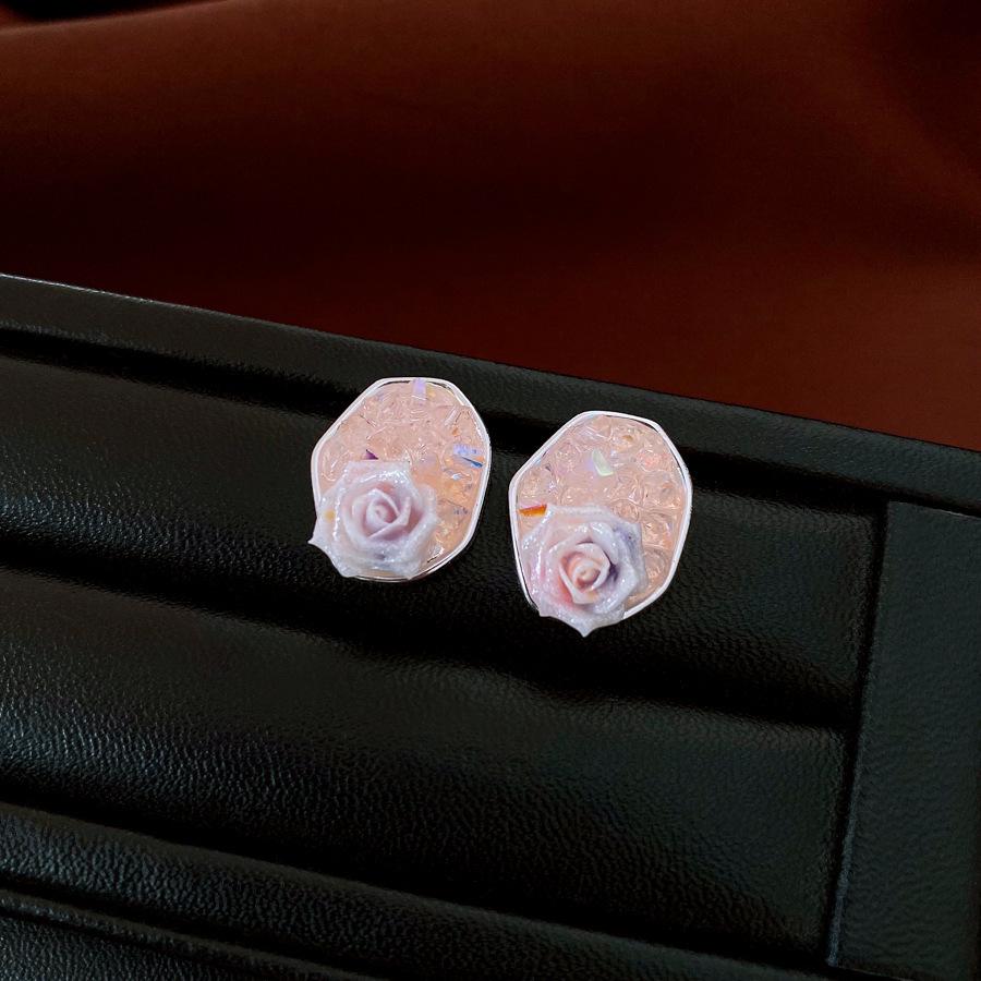 Vintage Retro Silver Needle Earrings - Elegant, Versatile High-End Court Style Studs.