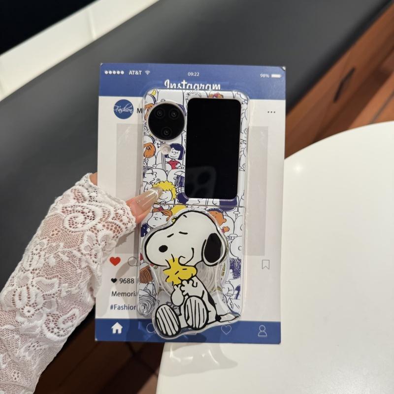 Cartoon Cute Snoopy Charlie friend seat Folding Magsafe Wireless Charge Phone Case For OPPO Find N3Flip N2Flip Magnetic Holder