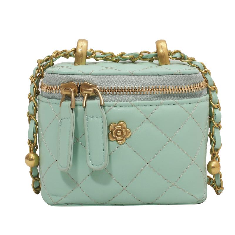 Popular Fashionable Light Luxury Small Fragrant Wind Rhombus Chain Box Bag Women Commuting Foreign Style Advanced Sense Messenger Bag
