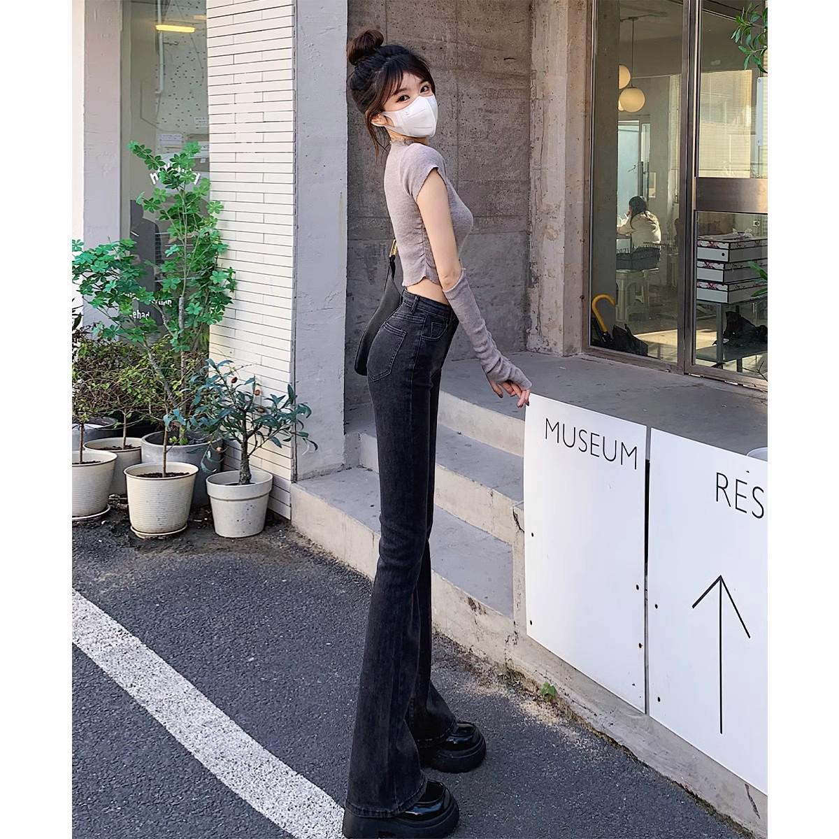 

Women s Black High-Waisted Slimming Micro-Flared Jeans - Petite Elastic Fit for Spring & Autumn 2025 XS чорний