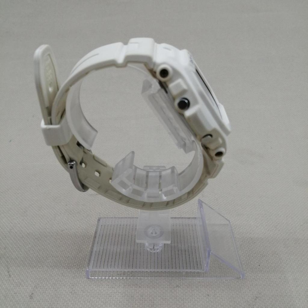 Used CASIO BG-5600WH Quartz BABY-G