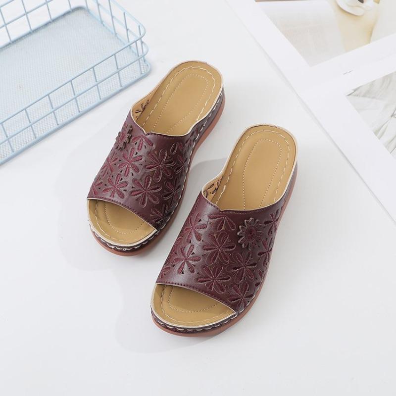 New large size round head retro solid color women's sandals hollowed out and comfortable wedge heels slippers