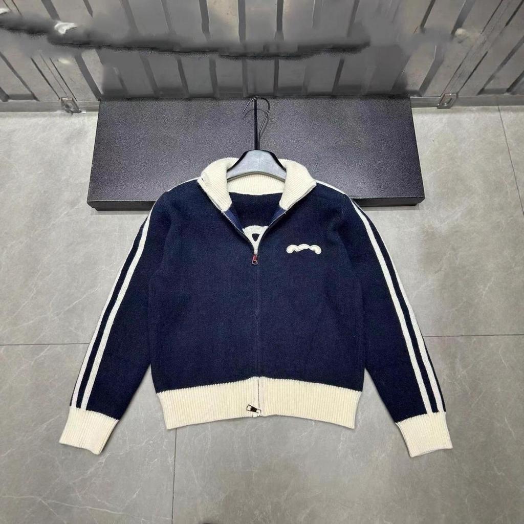 Triumph Arch 2025 Autumn/Winter Reversible Zipper Knit Cardigan - Versatile, Age-Reducing Outerwear