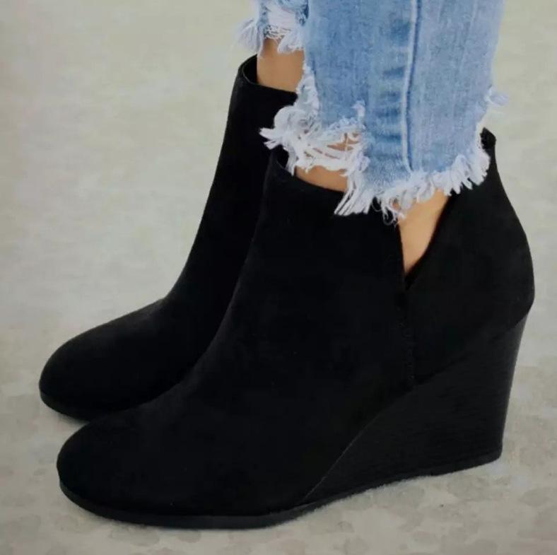 

New Women Pumps Boots High Quality Lace-up European Ladies Shoes PU High Heels Boots Plus Size 42 43 Wedge Heel Boots 43
