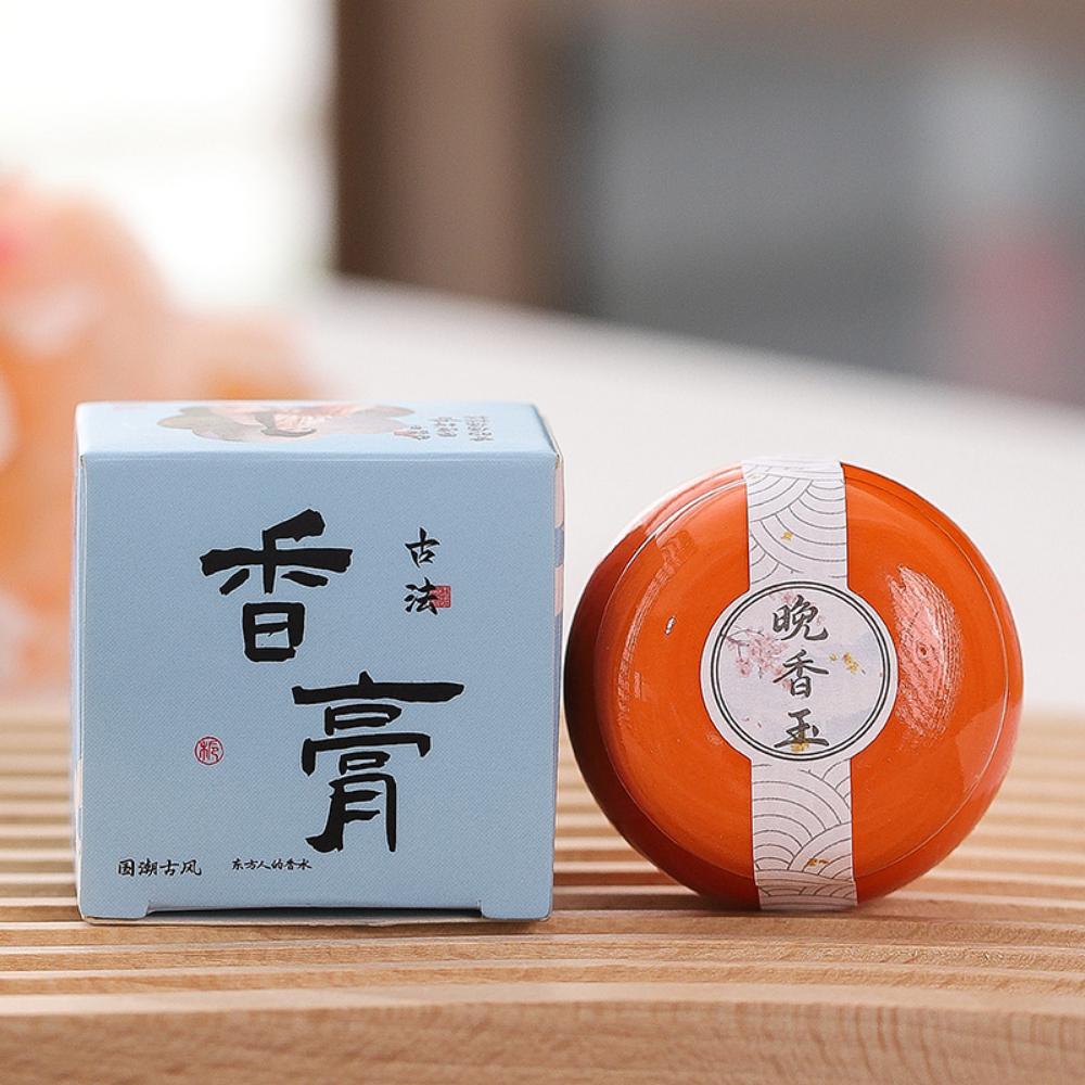 

Древний твердый бальзам Маленькая керамическая баночка Свежий легкий аромат Твердый бальзам в древнем стиле Стойкий аромат 09